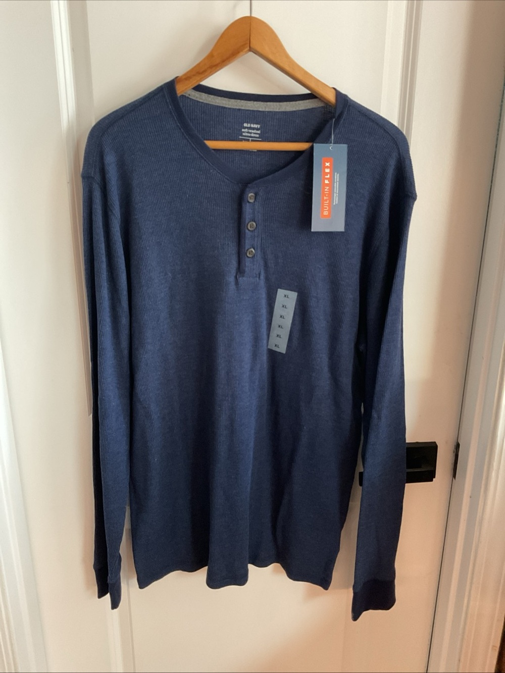 Old Navy - Men's Dark Blue Henley Long-Sleeve Shirt - Size X-Large